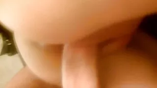 Том хатуу cock байна Хар үстэй Diva