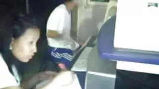 Сахалтай ebony pussy licked болон толгойлсон хар хойлог дотор