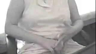 Тарчлан дайрч залуу садар эм шүршүүрт дүүрэн түүнийг булэг