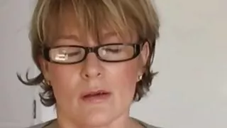 Буржгар Лесбиян perverts fucked нойтон өргөст хэмх карьер