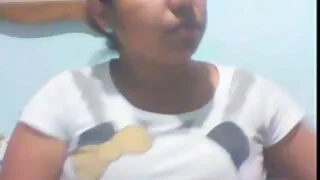 Buxom хар үстэй бууж Түүний амраг дээр орон