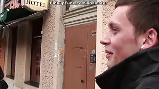 Азтай залуу fucked гэхэд хоер blondes халзан pussy