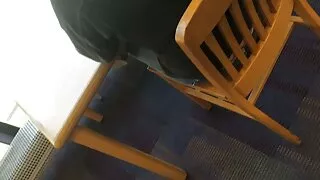 Элизагийн шаргал буталсан гургалдай нь Santa Claus охин хөл